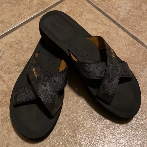 new coach sandals